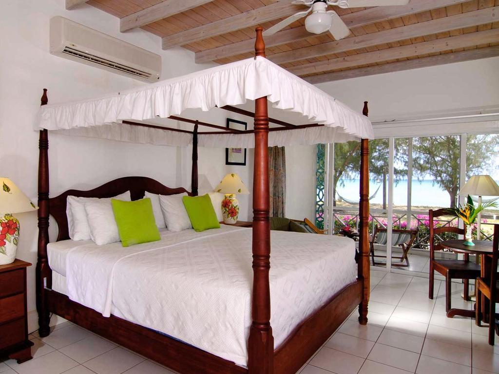 נוויס Oualie Beach Resort מראה חיצוני תמונה
