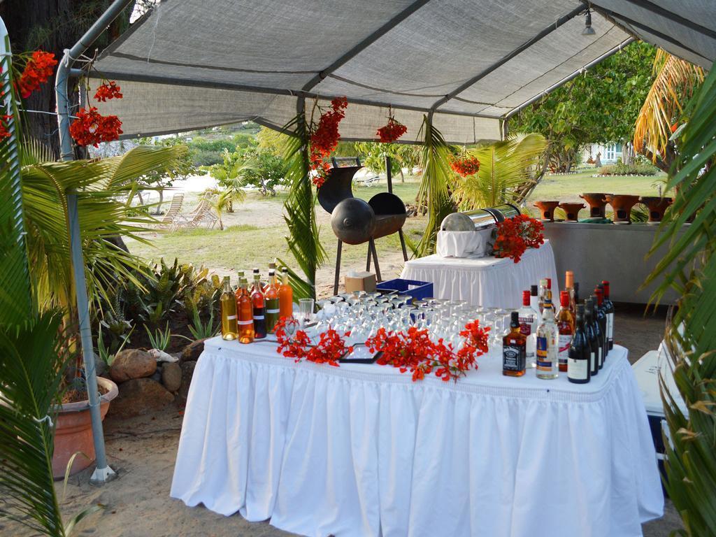 נוויס Oualie Beach Resort מראה חיצוני תמונה