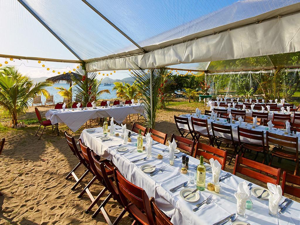 נוויס Oualie Beach Resort מראה חיצוני תמונה